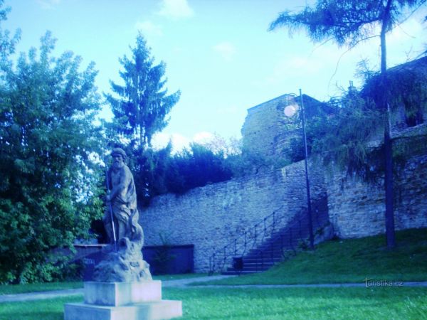 Přerov - hradby, socha Neptuna