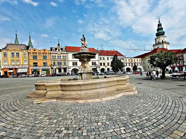Procházka přes Velké náměstí v Kroměříži
