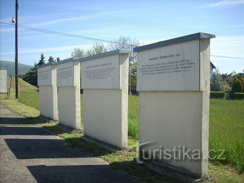 Rakouský pomník na památku bitvy r.1813 ve Varvažově - tip na výlet