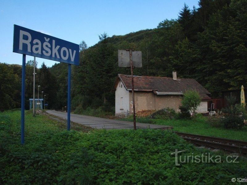 Raškov - železniční stanice