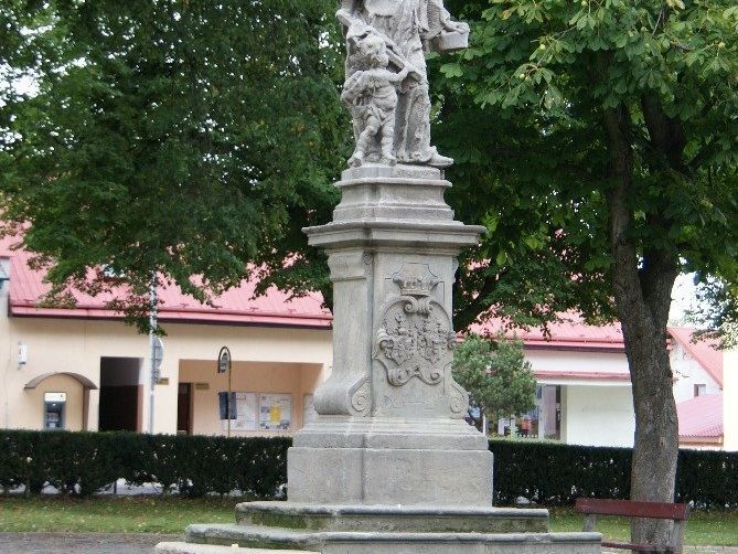 Seč - socha sv. Jana Nepomuckého - tip na výlet