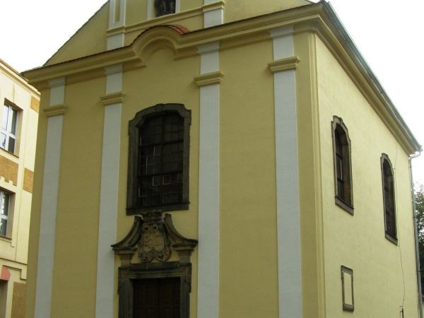 Skřivany - kostel sv. Anny - tip na výlet