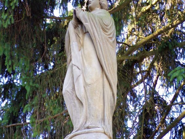 Socha Panny Marie v Hněvčevsi