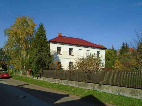 Stará škola v Černilově - tip na výlet