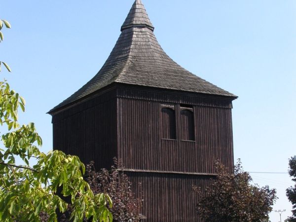 Stará Voda - dřevěná zvonice   