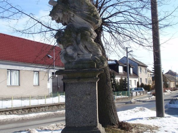 Střítež - socha sv. Jana Nepomuckého