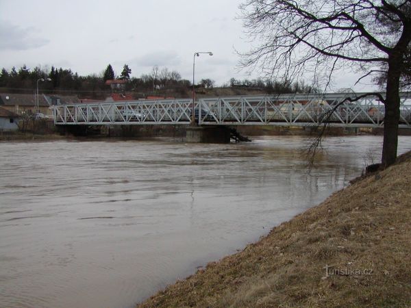 Svinary - Železný most přes Orlici, most plukovníka Šrámka - tip na výlet