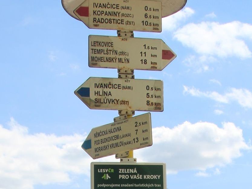 Turistické rozcestí Ivančice