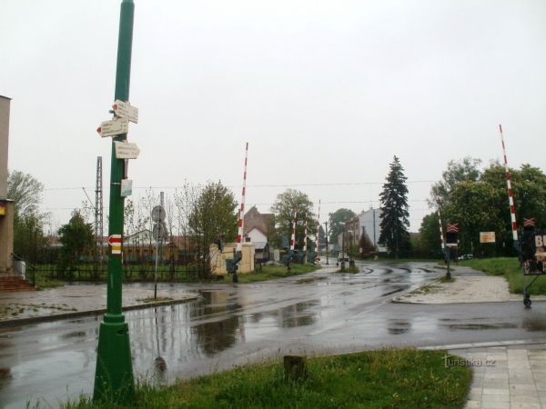 turistické rozcestí Jaroměř - u železničního přejezdu - tip na výlet