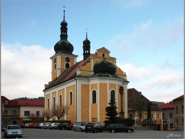 Úpice - kostel sv. Jakuba Většího