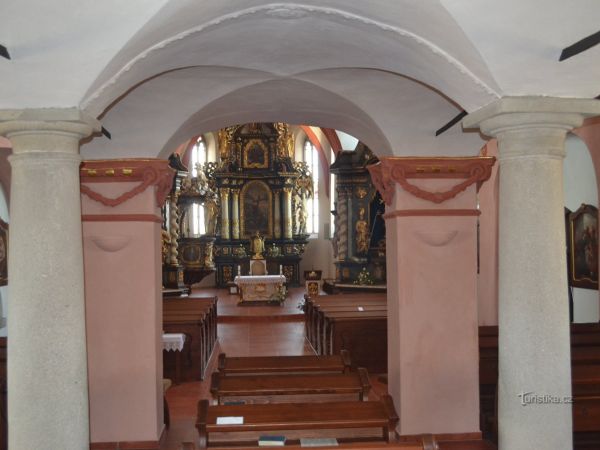 Veselí nad Lužnicí - kostol Povýšenia sv. Kríža