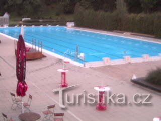 Webkamera - Praha - Bazén a koupaliště Petynka