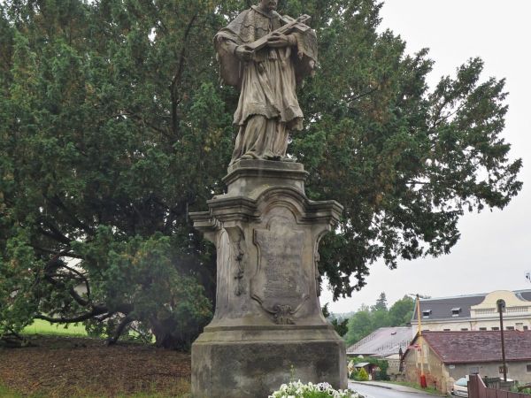 Zákupy – socha sv. Jana Nepomuckého