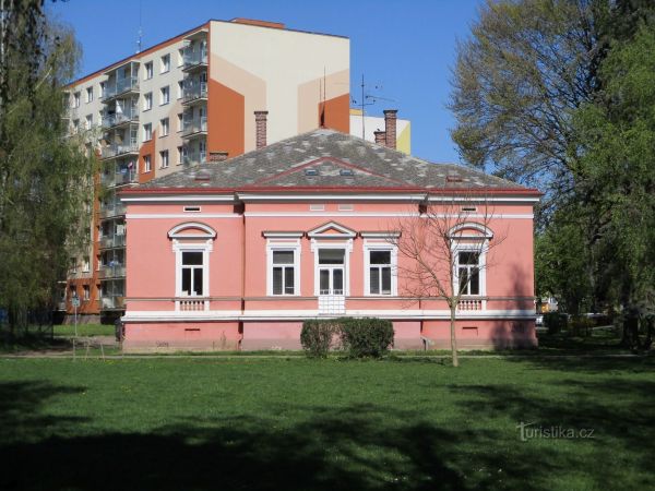 Založení veřejné knižnice v Jaroměři