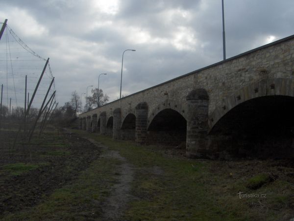 Záplavový most Postoloprty