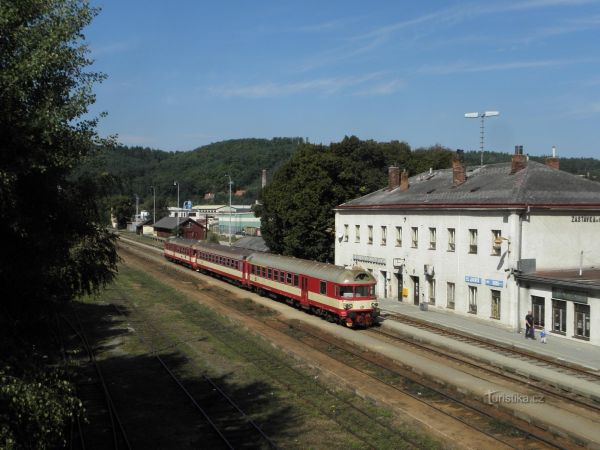 Zastávka u Brna - železniční stanice