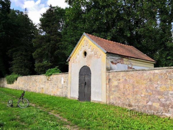 Židovský hřbitov v Jičíně - Sedličkách
