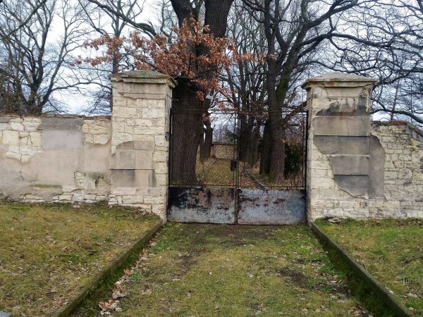 Židovský hřbitov v Postoloprtech.