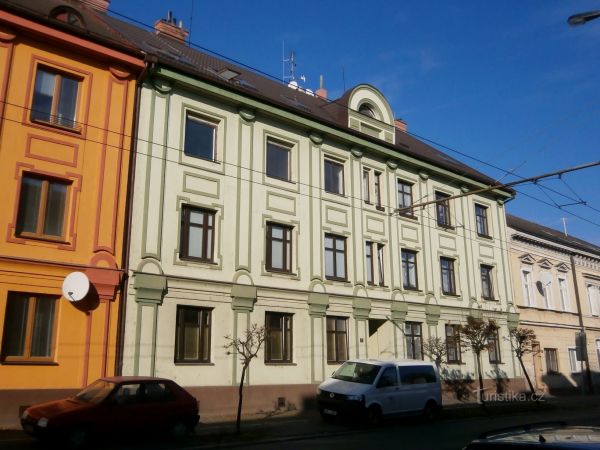 Zřízení obecních činžovních domů čp. 2 a 90 v Kuklenách v letech 1923-1924