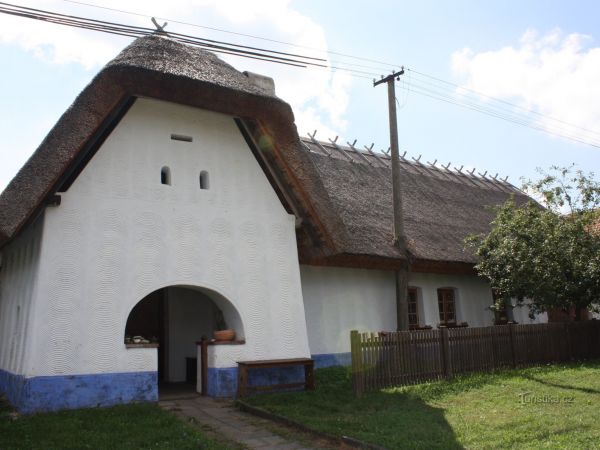 Žudrové domy v Lysovicích na Vyškovsku - tip na výlet