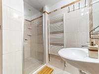 Koupelna s wc, sprchou a infra saunou - Jindřichov