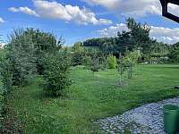 Zahrada - chalupa k pronájmu Bernartice u Javorníku