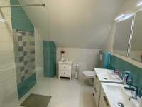 Horní koupelna se sprchovým koutem - chalupa k pronájmu Rudná pod Pradědem - Stará Rudná