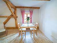 Ložnice s vlastním obývacím pokojem - Vernířovice