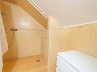 Společná koupelna pro ložnice v patře - Vernířovice