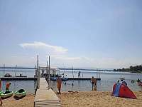 Jezero v Polsku písčitá pláž 35 km - Vápenná