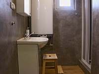 Koupelna se sprchovým koutem - Vernířovice
