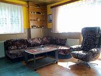 Obývací pokoj - chata k pronájmu Hynčice pod Sušinou