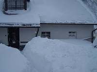 trochu nasněžilo :-)) - chata ubytování Andělská Hora