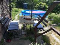 Posezení a bazén - chalupa ubytování Krnov