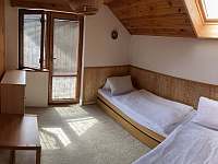 Menší ložnice v 1. patře - chata k pronajmutí Liberec - Vesec