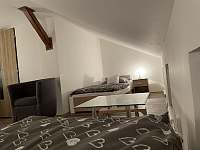 Ložnice - apartmán 1 - ubytování Albrechtice v Jizerských horách