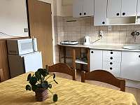 Kuchyň - apartmán k pronajmutí Albrechtice v Jizerských horách