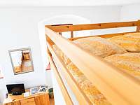spaní nahoře ve čtyřlůžkovém pokoji - Kraselov