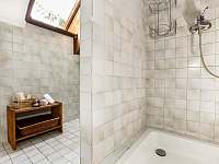 sprchový kout v podkroví - Lhota u Číměře