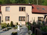 Apartmány Alois-zahrada s parkovištěm a altánem - ubytování Český Krumlov - Nové Spolí