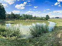 soukromý rybník k rybaření, vzdálenost autem 5 minut od Chalupy - Pleše