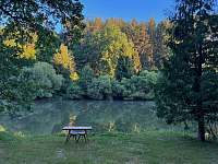 Chata k pronajmutí - dovolená  Líšnický rybník rekreace Dobřejice