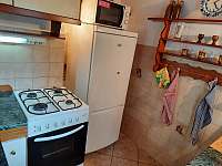 Kuchyně - pronájem chaty Probulov - Doly