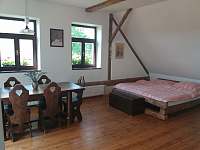 Pohodlná manželská postel 4lůžkového pokoje - Lipanovice