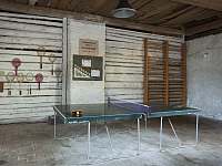 Ping pong ve stodole - Březí