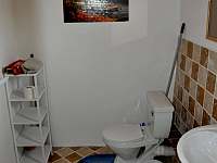 Toaleta - Byňov u Nových Hradů