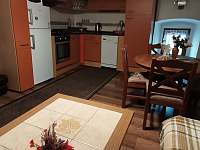 kuchyň v apartmánu - chalupa k pronajmutí Albeř u Nové Bystřice