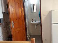 Koupelna s WC v přízemí - pronájem chaty Prušánky - Nechory