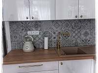 Kuchyně, detail - apartmán k pronajmutí Znojmo