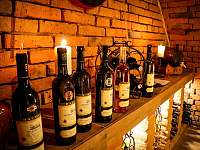 Oceněná vína Baloun, možnost degustace - pronájem chaty Velké Bílovice